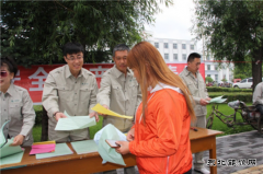 兴凯湖电业局：安兴供电电力安全宣传“赶大集”