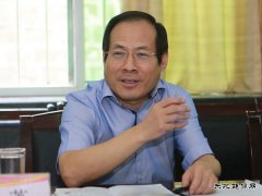 铜川矿业公司党委书记、执行董事王蓬到下石节矿慰问调研