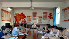 中心社区：新班子、新举措、树立服务新形象