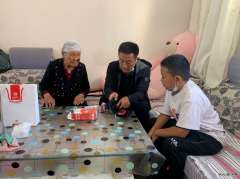 阿勒泰执法支队富蕴执法大队： 圆梦“微心愿”有事“我帮你”